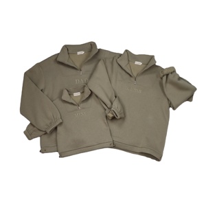 Conjunto de <span class=keywords><strong>sudadera</strong></span> <span class=keywords><strong>y</strong></span> chándal para correr personalizado para niños Trajes a juego de Estilo Vintage para familias con logotipo personalizado Colección Mom Me - Product Image 1