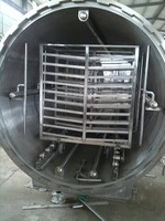 Machine à cornue pour stérilisation des aliments en conserve cuiseur à thon