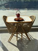Ensemble de table à thé moderne en aluminium pour balcon (1 table + 2 chaises) - Style tendance pour les loisirs en plein air et la préparation du thé au feu de bois