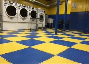 Dalles de <span class=keywords><strong>sol</strong></span> en PVC imperméables 500x500mm 7mm d'épaisseur, écologiques, antidérapantes, à emboîtement, pour garage, nettoyage de voiture - Product Image 5