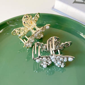 Elegante Pinza para el Cabello con Perlas Francesas y Flores, Accesorio para el Cabello con Diamantes de Imitación, Venta al por Mayor - Product Image 3