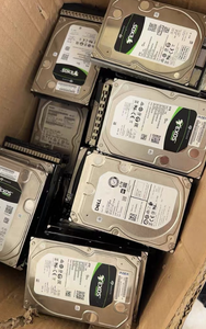 XS3840SE70084 3.84TB 3332 SSD SAS 12Gb/s XS3840SE70084 - Product Image 2