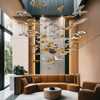 Lustre en verre courbé en forme d'oiseau, design artistique, lampe suspendue en verre taillé irrégulièrement sur mesure pour hall d'hôtel, villa, escalier