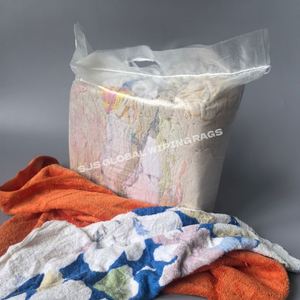 Paños de Limpieza de Algodón 100% Reciclado, Coloridos, al por Mayor, Solución Industrial para Limpieza en Plantas de Manufactura - Product Image 1