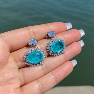Pendientes de Zirconia Azul de Lujo para Mujer, Elegantes y Brillantes, Joyería de Moda, Accesorio para Fiesta Nupcial, Estilo Moderno - Product Image 3