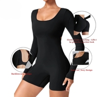 Combinaison de sport à manches longues confortable et élégante pour femmes, combinaison de gym avec shorts pour le yoga