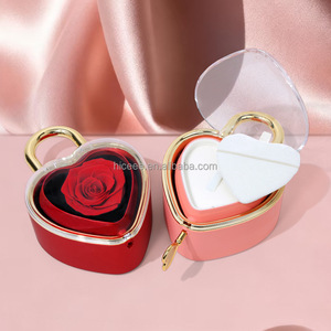 Lussuosa Scatola Portagioie a Forma di Cuore con Chiusura a Scatto, <span class=keywords><strong>Regalo</strong></span> <span class=keywords><strong>per</strong></span> <span class=keywords><strong>Lei</strong></span>, con Fiore Eterno Conservato Rotante, Confezione <span class=keywords><strong>per</strong></span> Anelli e Collane - Product Image 2