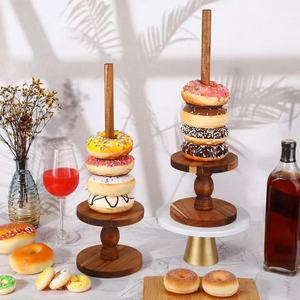 Soporte Redondo de Madera para Donuts, de 1 Nivel, Resistente, para Exhibición en Bodas y Fiestas - Product Image 1