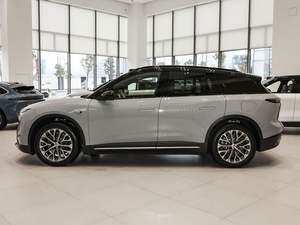 Elevate Your Drive with the All-Electric NIO ES6 <b>a</b> Benchmark in EV Excellence for Sale - Product Image 3