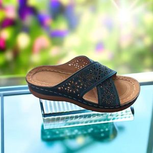 Sandales compensées d'été <span class=keywords><strong>pour</strong></span> femmes, orthopédiques haut de gamme, à bout ouvert, en cuir PU antidérapant, style vintage, décontractées, plateforme rétro - Product Image 4