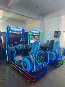 Simulateur de course de bateaux dynamique pour 2 joueurs avec siège à mouvement, machine de course de vitesse double compétitive pour centres de divertissement (FEC) - Product Image 4