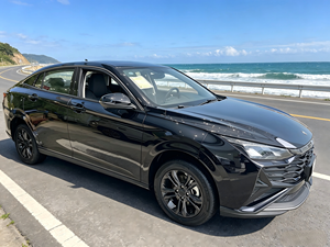 Dongfeng Aeolus Yixuan 2026, Edición de Lujo Automática de 1.5L, Sedán de 4 Puertas y 5 Asientos, Bajo Consumo de Combustible - Product Image 1