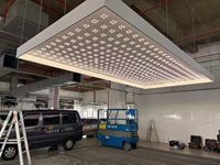 Boîte à lumière LED avec film de plafond tendu, film souple, taille personnalisée pour plafond de salle d'exposition automobile