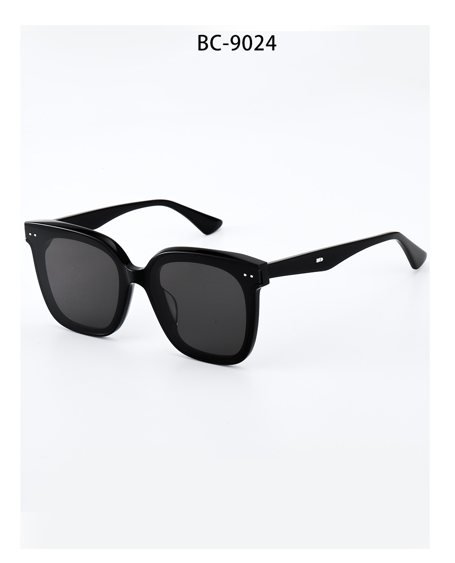 C1 black frame/black lens