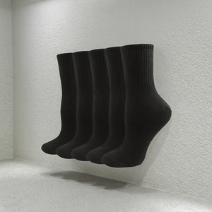 Chaussettes de sport en coton noir côtelées pour la course à pied, le basketball et l'entraînement - Product Image 3