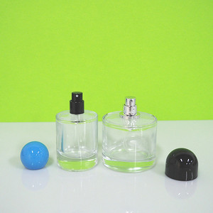 Botella de vidrio de perfume de lujo con base gruesa y tapa redonda, cilíndrica, vacía, para cosméticos, de 30 ml y 50 ml. - Product Image 3