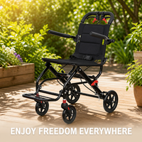 Fauteuil roulant pliable léger avec siège confortable pour personnes âgées et handicapées, aide à la mobilité portable pour l'embarquement en avion et les déplacements quotidiens