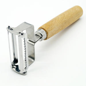 Cuchillo y Rallador de Acero Inoxidable de Doble Uso con Mango de Bambú para Frutas y Verduras - Product Image 2