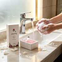 Savon en barre de cristal avec logo personnalisé, savon pour le corps à l'huile de noix de coco transparente fait à la main avec impression laser, boîte cadeau de luxe, utilisation quotidienne