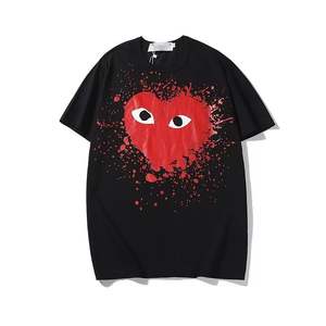 Camiseta de pareja de la marca Trendy, moderna, con bordado de corazón, manga corta, de algodón puro, con ojos de corazón rojos. - Product Image 6