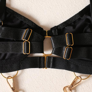 Deep Love Ropa Interior De Mujer Cadena De Metal Accesorios De Motocicleta Color sólido Cuatro piezas Hebilla frontal Ropa interior Sexy Lencería - Product Image 5