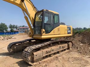 Excavadoras usadas Komatsu PC300, excavadora sobre orugas de servicio pesado de 30 toneladas para minería, canteras, bomba de engranajes de motor de núcleo Original de Japón - Product Image 5