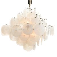 Lustre rond en verre de Murano de style moderne du milieu du siècle, luminaire suspendu élégant et luxueux pour salon, salle à manger, chambre à coucher, restaurant