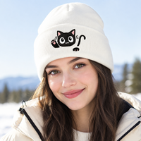 Bonnet en tricot brodé chat noir mignon, bonnet d'hiver unisexe à revers, doux et chaud, cadeau pour les amoureux des chats