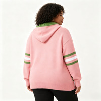 Pull à capuche en tricot jacquard à rayures roses brodé à manches longues pour femmes