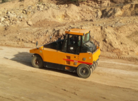 Compacteur de pneu SPR160C-8 de bonne qualité Rouleau de route de pneu pneumatique 16 tonnes