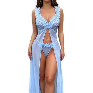 Ensemble de lingerie féminine sexy et douce, comprenant nuisette, robe de chambre, robe à bretelles, string dos nu, en dentelle à col en V, couleur unie - Product Image 2