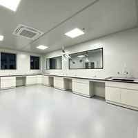 Station de travail de laboratoire en acier de haute qualité avec plan de travail en résine phénolique résistant aux produits chimiques et armoires de base