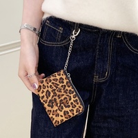 Dompet Koin 9 Warna Motif Hati Timbul Lucu, Dompet Mini Resleting Kulit PU Dengan Rantai, Tempat Kartu Motif Leopard, Gantungan Tas Wanita Trendi