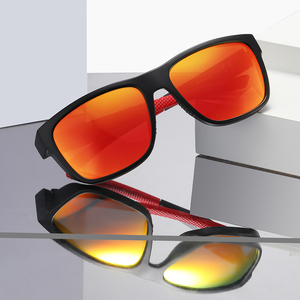 Occhiali da Sole Sportivi Polarizzati con Protezione UV, Montatura in TAC PC di Alta Qualità, Design Quadrato Personalizzato per Pesca e Alpinismo - Product Image 2