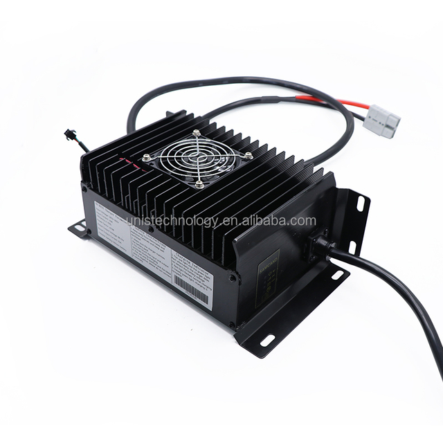 IP66 Waterproof 16S 58.4V Golf Cart Electric Forklift with 48V 30A LFP Battery Charger PD Function DC Port