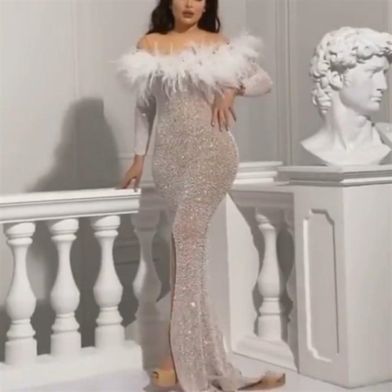 2024 Sexy Dress with Gold Slit Covering Buttock Banquet Evening