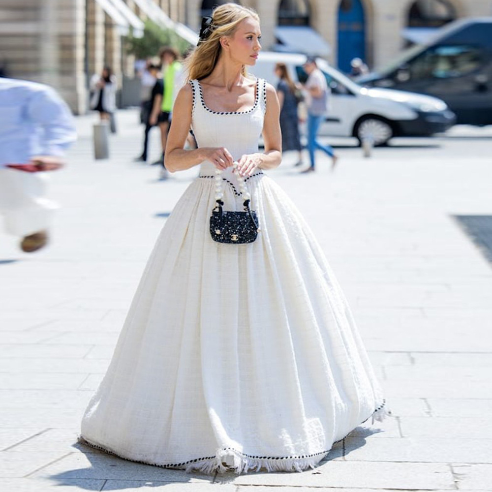luxury tweed dress Elegant Luxury Tweed Dress With Natural Waistline, Square Collar, And Ruffle Hem For Summer Parties