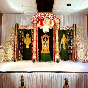 Grand Mandapam de mariage Tamil, Scène de luxe avec piliers en forme de tête d'éléphant pour mariages malaisiens, Décoration de scène luxueuse - Product Image 1