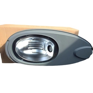 Lampadaire à LED 150W 250W 400W en alliage d'aluminium Type III, alimentation CA - Product Image 4