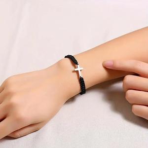 Pulsera de cuerda tejida cruzada de acero inoxidable ajustable hecha a mano, pareja de amistad, pulsera de hilo rojo de la suerte para hombres y mujeres - Product Image 3