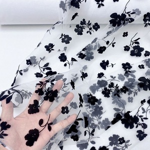 Tela de Malla de Nailon con Textura 3D, Color Negro, con Diseño de <span class=keywords><strong>Rosas</strong></span>, para Vestidos de <span class=keywords><strong>Mujer</strong></span>, Lencería, Decoración de Eventos, Estilo Retro Elegante, Pro <span class=keywords><strong>Max</strong></span> - Product Image 4