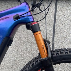 <span class=keywords><strong>Vélo</strong></span> de montagne <span class=keywords><strong>électrique</strong></span> prêt à être expédié, 29 pouces, <span class=keywords><strong>moteur</strong></span> central 350W, 10 vitesses, cadre en fibre de carbone, <span class=keywords><strong>vélo</strong></span> hybride - Product Image 4