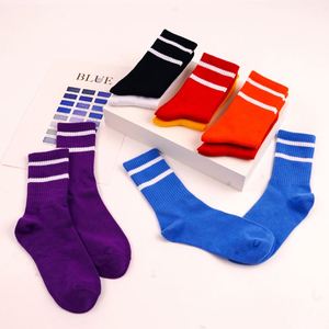 Calcetines Deportivos de Algodón Peinado con Franja Sólida para Mujer, Logotipo Personalizado, Calcetines de Tubo Atléticos - Product Image 2