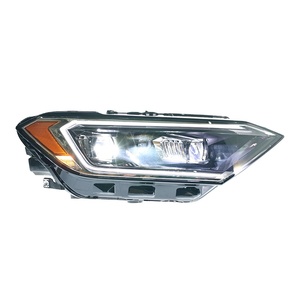 Kit de modification de phares 19-23 style nord-américain avec feux de jour LED et lentille de clignotant 50W 12V - Product Image 3