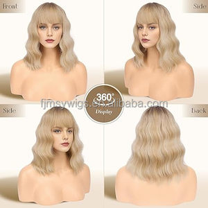 Nuova <span class=keywords><strong>Parrucca</strong></span> Corta Bob Bionda Naturale con Frangia, Stratificata, Ondulata, Resistente al Calore, Sintetica per Donne, con Attaccatura Naturale - Product Image 3