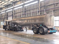 Camion distributeur de carburant pour avions de 50 000 litres, véhicule mobile de ravitaillement aérien de 45 m3