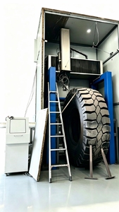 BTECH Découpeuse numérique à jet d'eau 4 axes pour pneus géants OTR de mines, machine de découpe à froid 380V 37kW haute précision sans pollution - Product Image 2