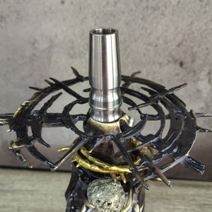 Cachimba de Lujo Maklaud Nosferatu, Diseño de Mano de Vampiro, Acero Inoxidable, Edición Limitada, para Bar, Restaurante, Cafetería, Club - Product Image 2