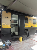Remorque de luxe Overland Camper Caravan à vendre Essieu de remorque tout-terrain pour les aventures de voyage