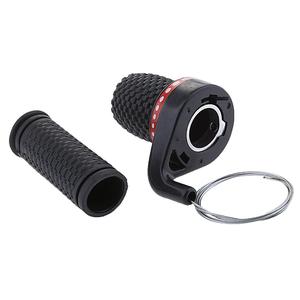 Motore fuoribordo per barche Marine da 4 CV con avviamento elettrico e telecomando nuova maniglia del timone di bordo a 4 tempi e braccio dello sterzo - Product Image 4